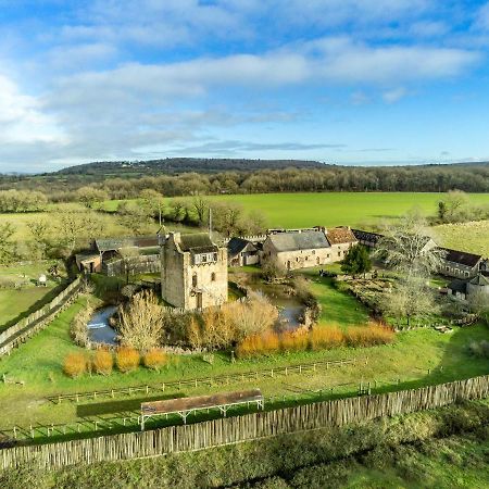 فندق Domaine De La Ferte Clairbois Sainte-Suzanne  المظهر الخارجي الصورة