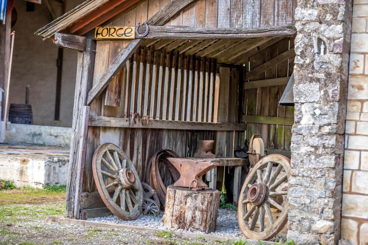 فندق Domaine De La Ferte Clairbois Sainte-Suzanne  المظهر الخارجي الصورة